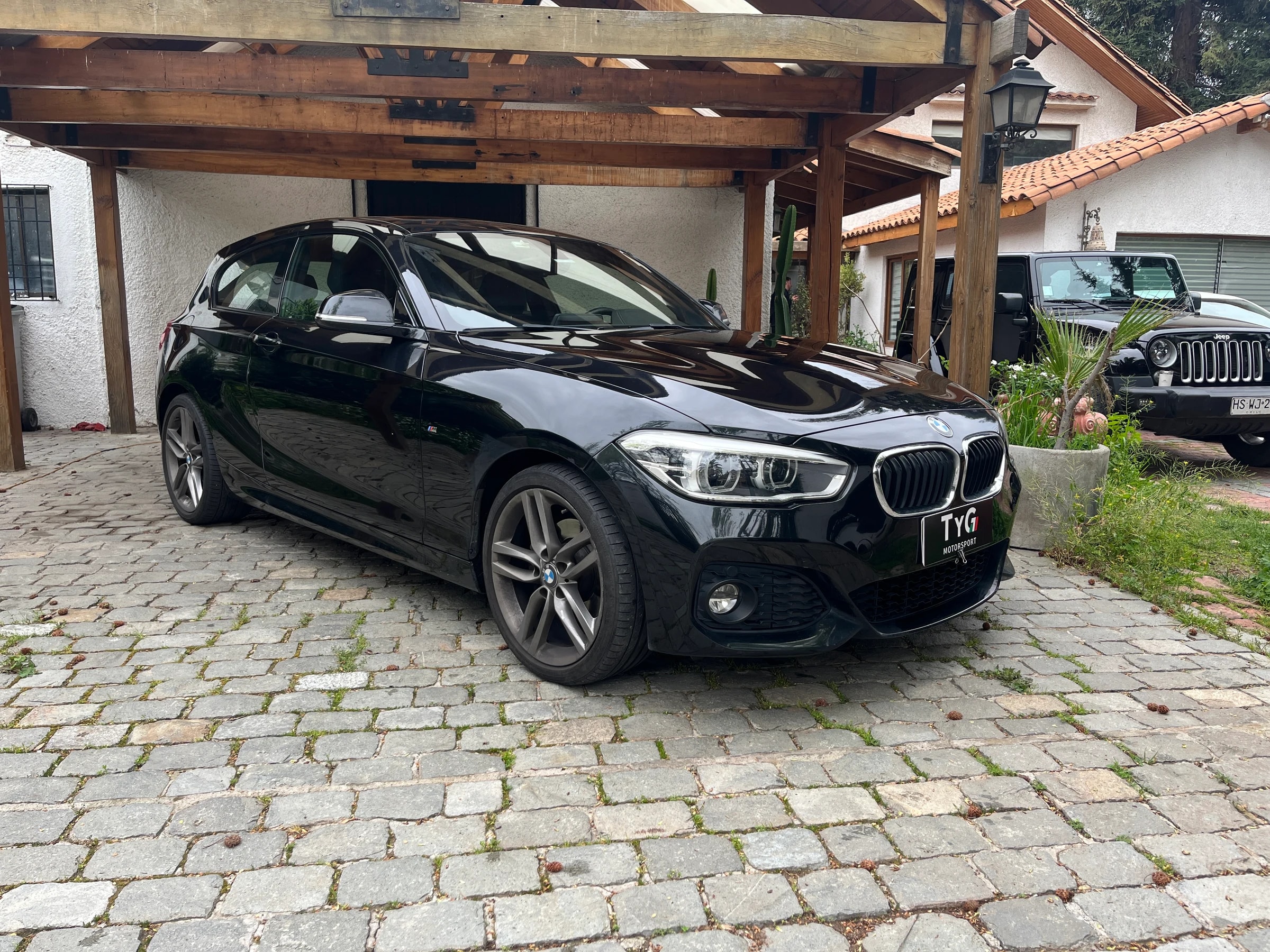 BMW 120 look M - 1