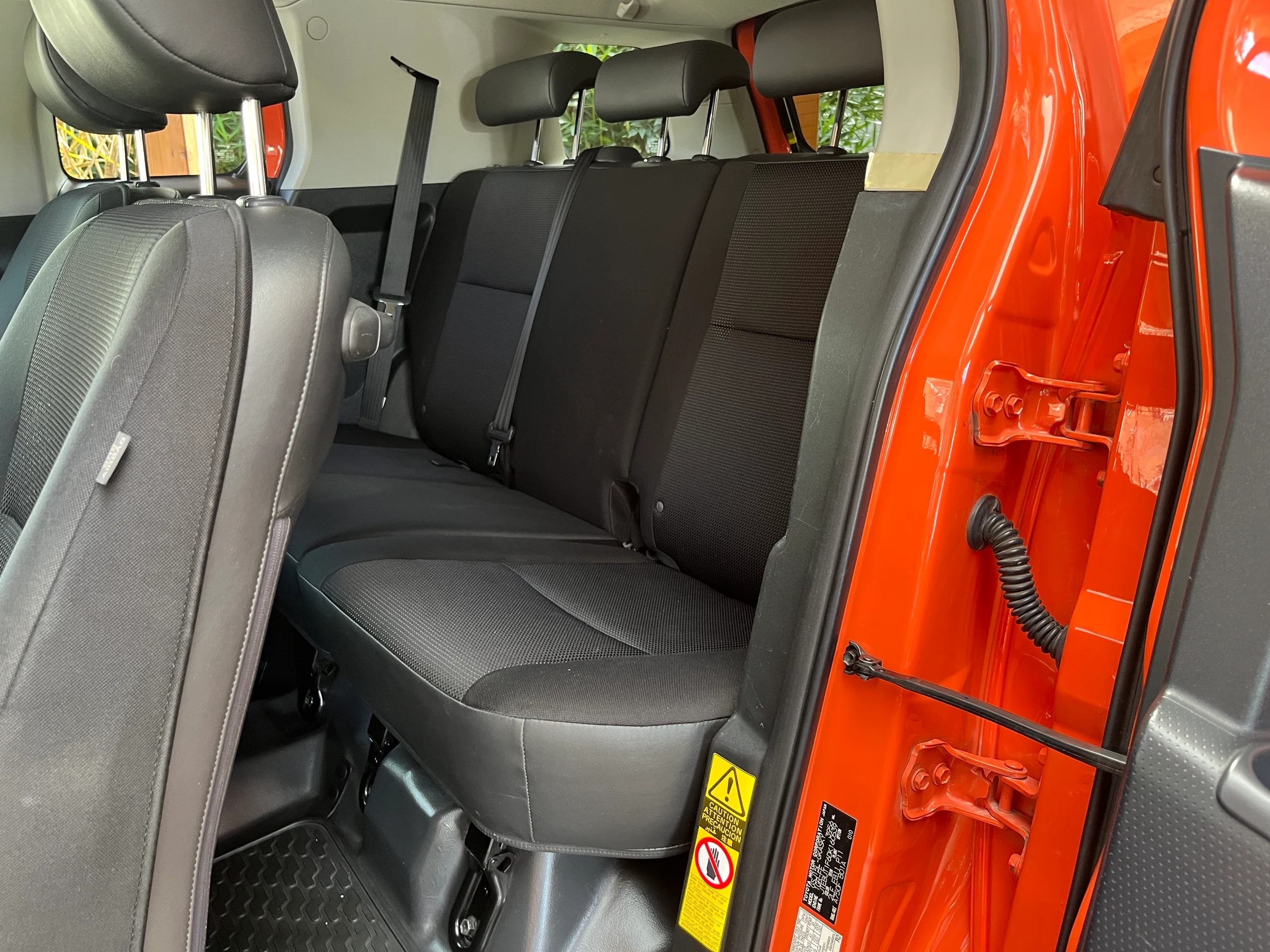 TOYOTA FJ Cruiser - 11