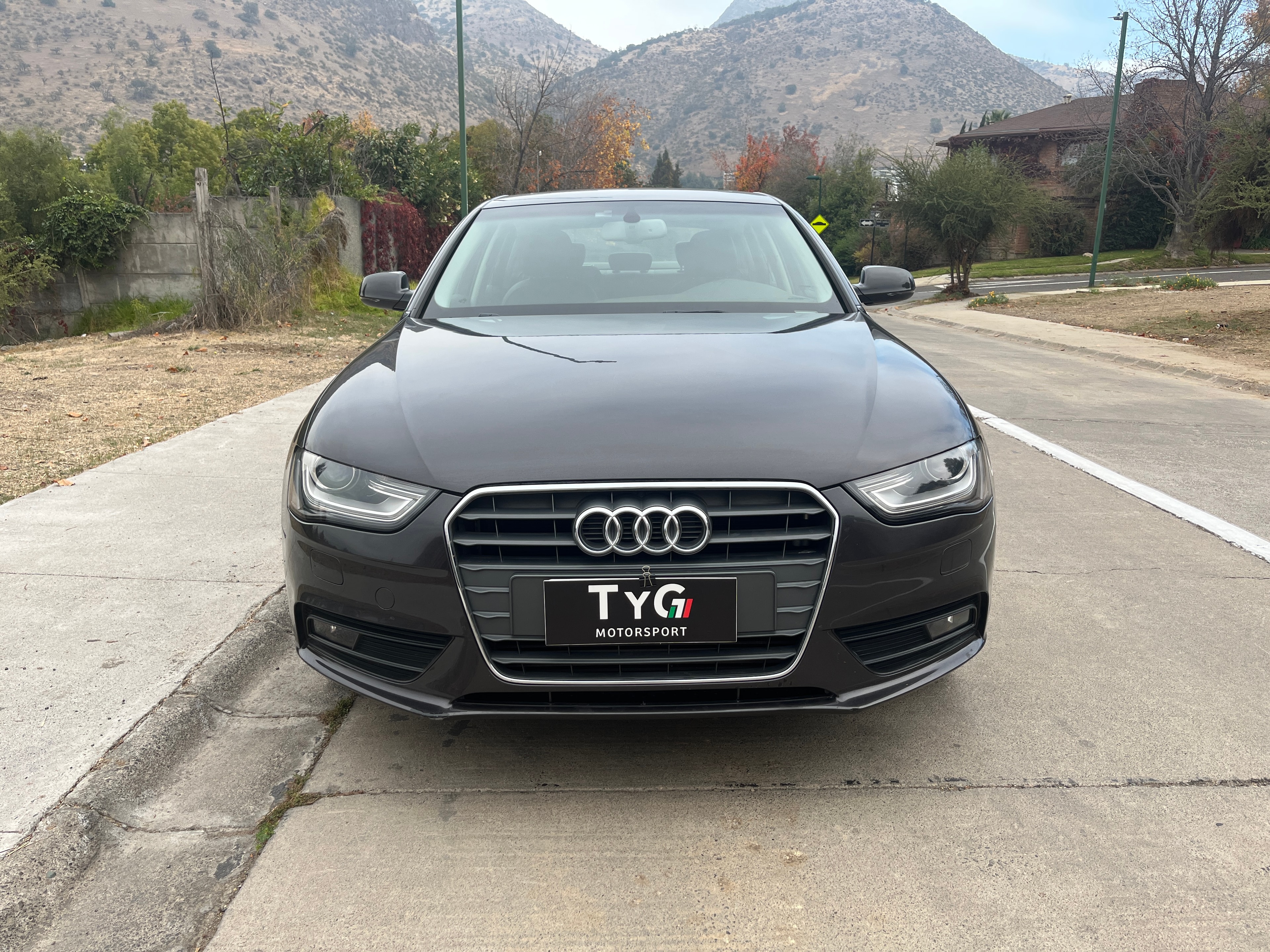 Audi A4 1.8T tfsi - 2